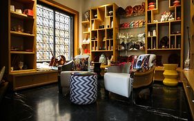 Aralia Boutique Hotel